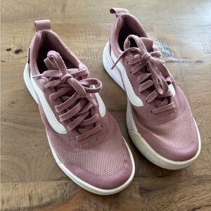 Vans UltraRange RapidWeld in dusty pink size 6.5